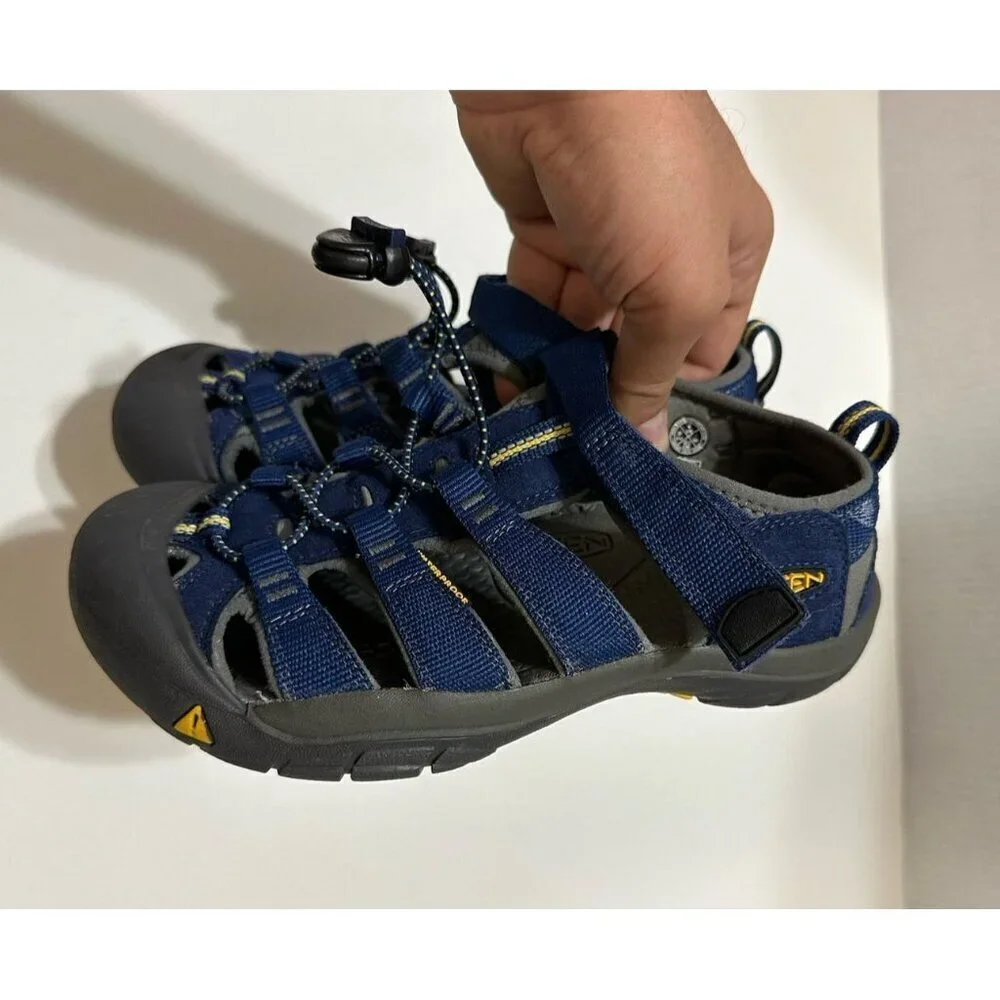 KEEN BIG KID’S NEWPORT H2 SANDAL BLUE DEPTHS Size 4.0